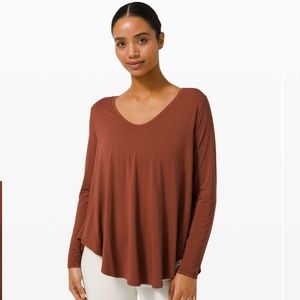 NWT Lululemon Athletica Up for Down time size 8